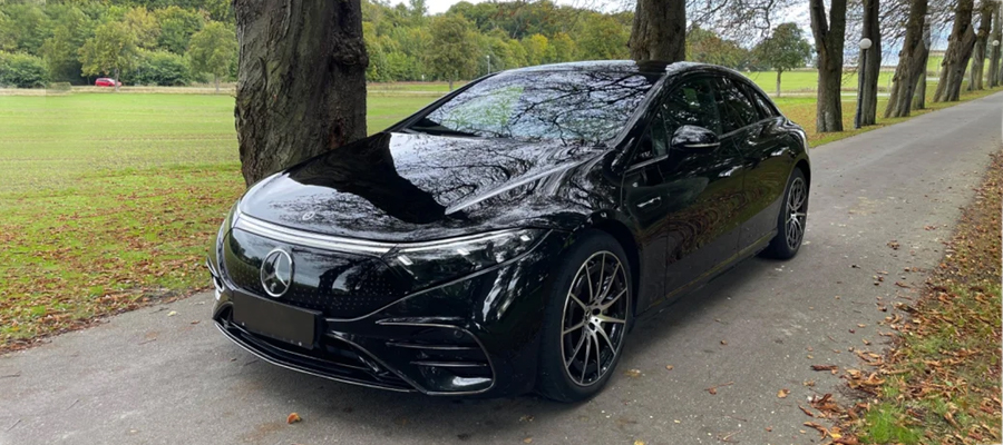 Types of Limousines Available in Denmark and Which One to Choose | Best Limousine Service Copenhagen Mercedes EQS 2