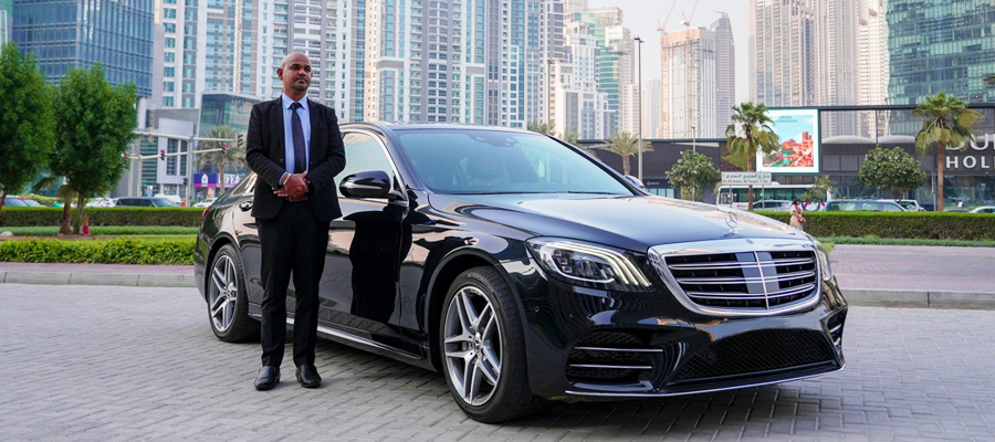 Chauffeured Cars vs. Taxis in Copenhagen: Comfort, Class, and Reliability Compared | Best Limousine Service Copenhagen What exactly is a chauffeured car in Copenhagen 1