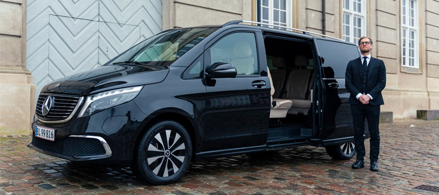 Hourly Chauffeur Services in Copenhagen: Perfect for Busy Executives | Best Limousine Service Copenhagen Inner