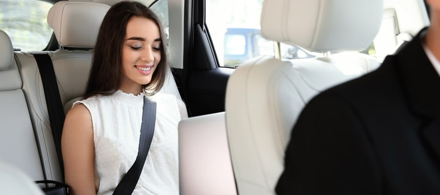 Seamless Corporate Transfers in Copenhagen with Nordic Limousine | Best Limousine Service Copenhagen Why Corporate Travelers Need a Reliable Transfer Service